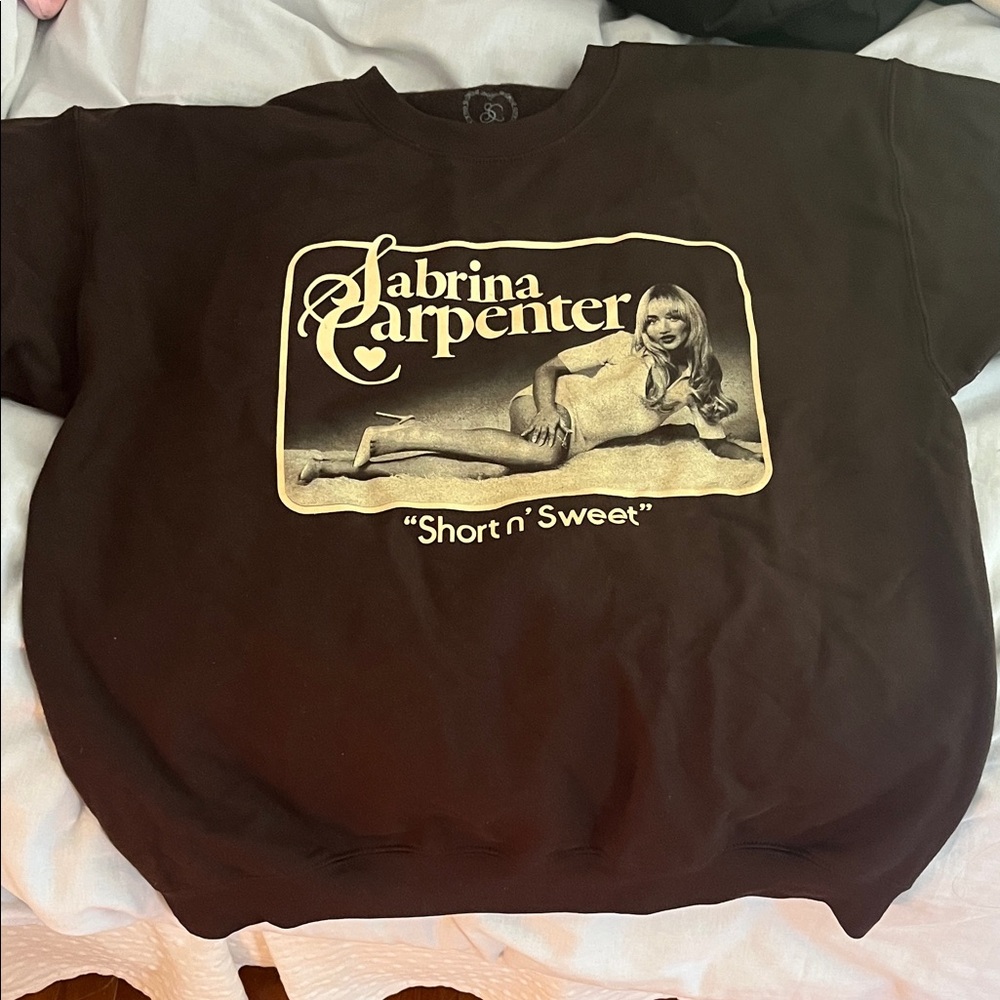 Sabrina Carpenter Tour crew neck